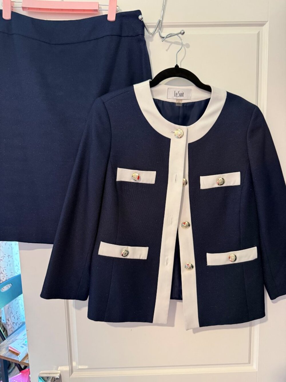 Le Suit Women's Navy Skirt Suit Set Size 6